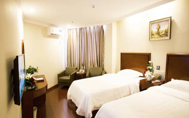 GreenTree Inn Zibo Zichuan District Flyover Business Hotel