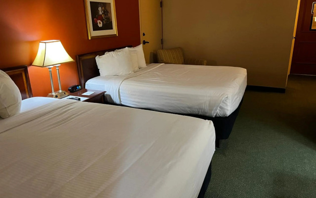 Hotel Mead Resorts & Conventions Center