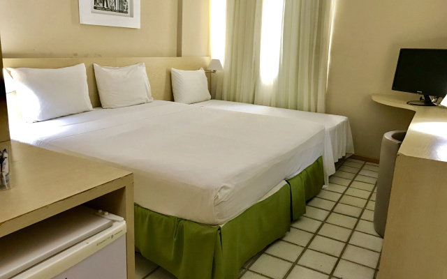 Golden Park Recife By Nacional Inn