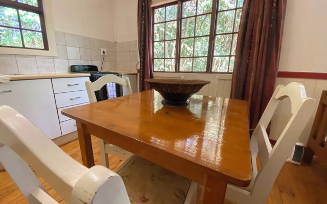 Buhleni Farm & Chalets