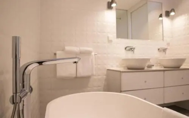 Westcord Art Hotel Amsterdam 3*** & Westcord Art Hotel Amsterdam 4****