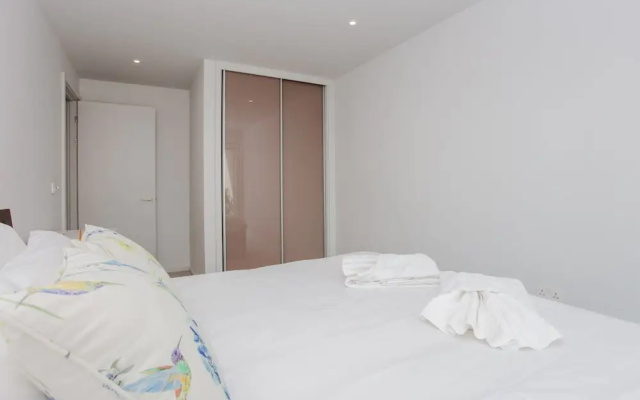 1 Bedroom in Kings Cross With Balcony