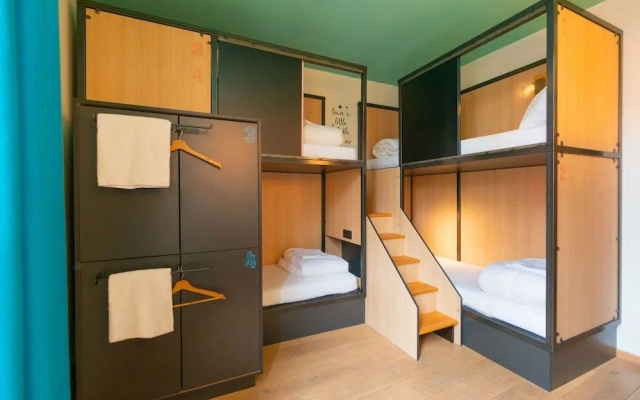 Sparks Hostel