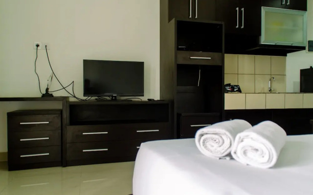 Elegant And Homey Studio At Paramount Skyline Apartment
