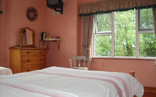 Railway View House BB