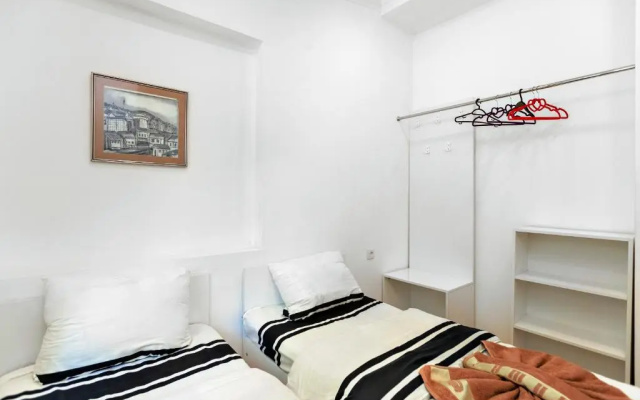 31 Toidze Apartment