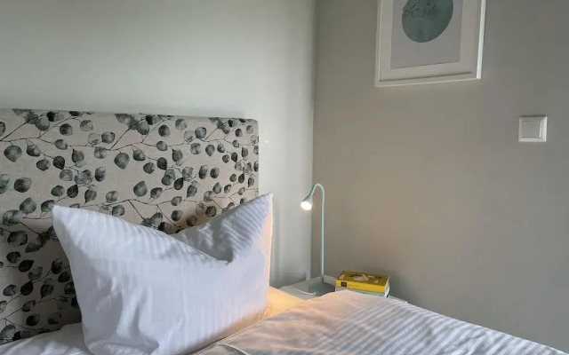 Grosszuegige Ferienwohnung mit Garten