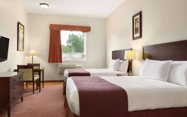 Days Inn by Wyndham Chetwynd
