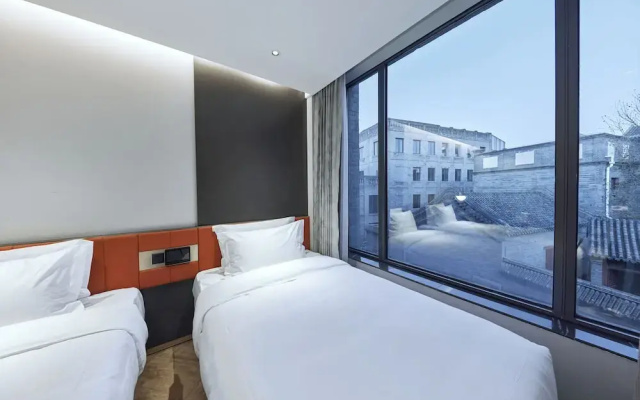 M Hotel