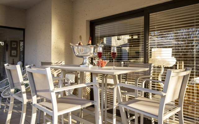 Vaal River YOLO Spaces – Vaal River Bush Lodge