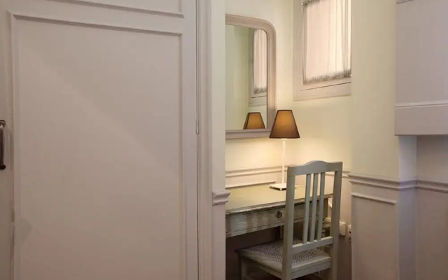 Lovely 3 Bed Apartment in Gracia