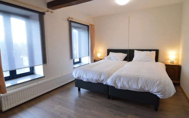Luxurious Holiday Home in Glabbeek with Garden