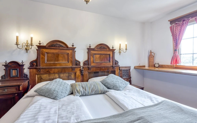 Family Friendly France's Lair