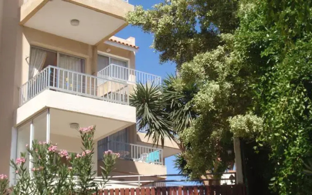 Diamond Apartment