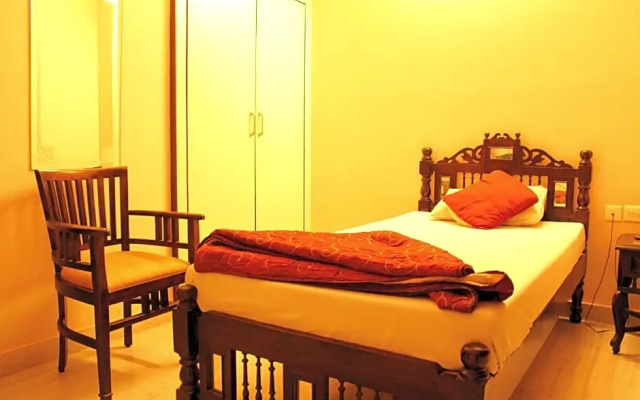 Hotel Chit Chat Palace