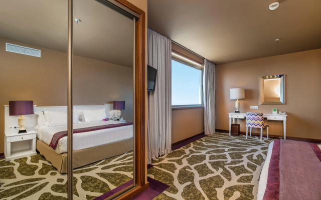 Holiday Inn Porto Gaia by IHG