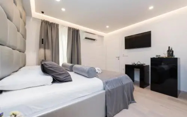10 Heritage Rooms