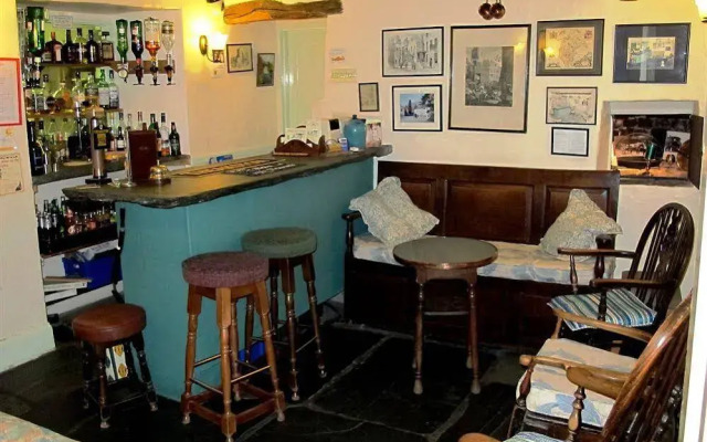 Royal Oak Hotel