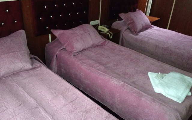 Hotel Ünlü