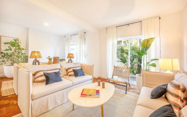 Casa Rosário : Three Bedroom Villa with Private Pool;