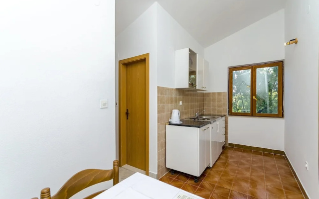 Apartments Ugrina