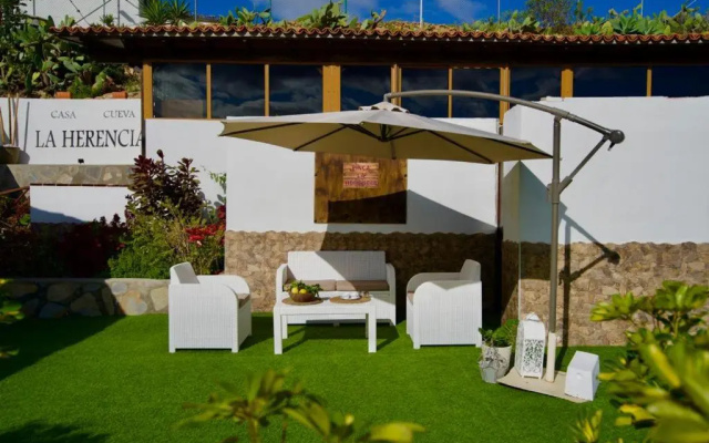 Casa Cueva La Herencia