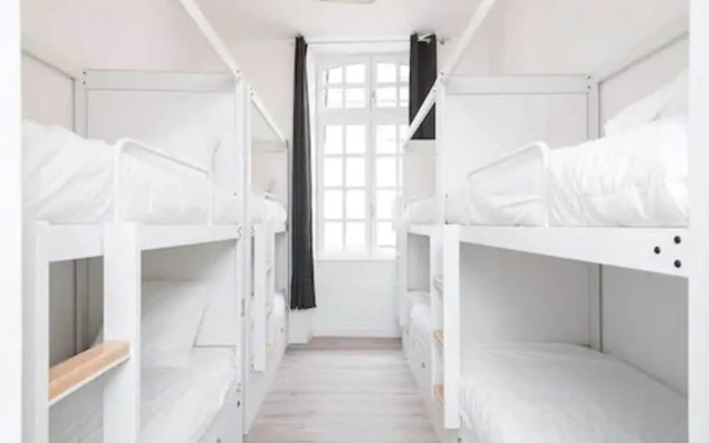 Le Couvent Hostel