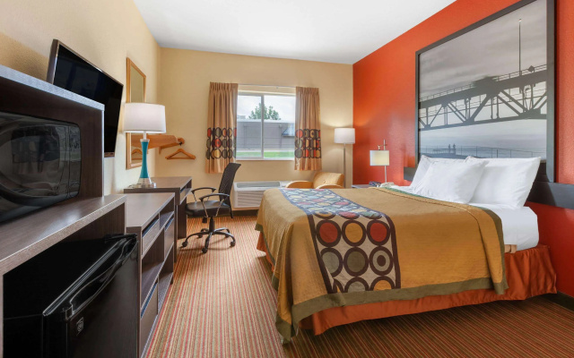 Super 8 by Wyndham Big Rapids