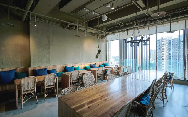 Star Hostel Taichung Parklane