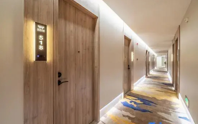 Wuzhou Hotel