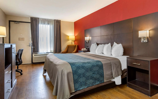 Travelodge by Wyndham North Charleston