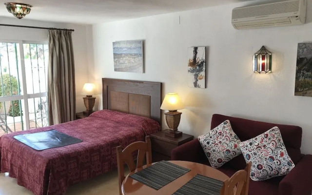 Benavista Estepona - 2 Bed Town House with Pool