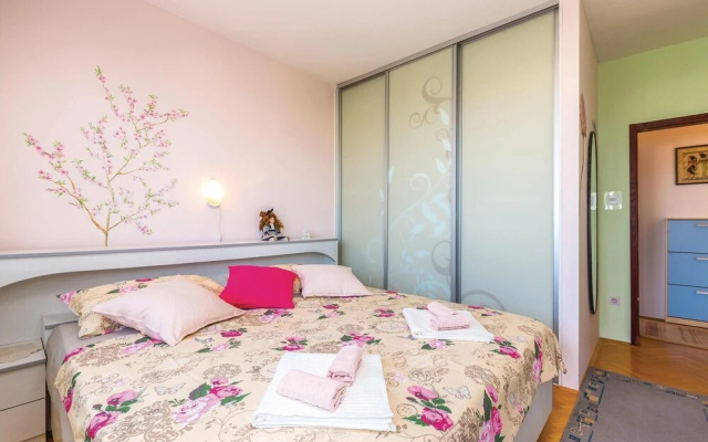 Awesome Home in Crikvenica With Wifi and 3 Bedrooms