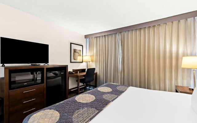 Best Western Yacht Harbor Hotel