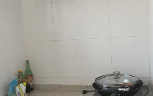 Yiyaju Hotel Apartment Qingdao 7080 Central Square
