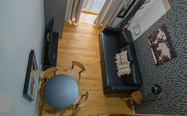 Main train station apartment close to the the Main Square!