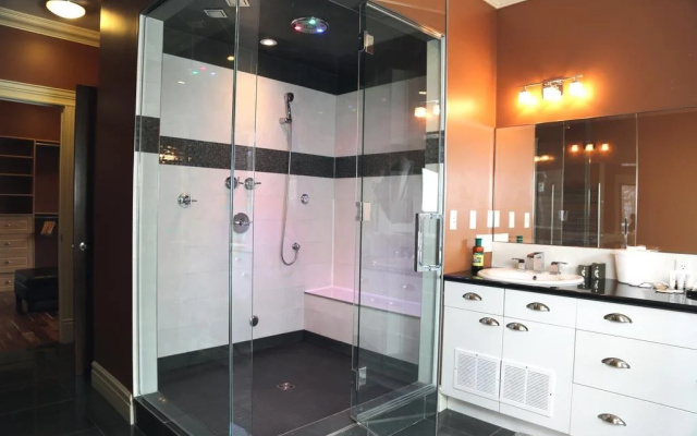 Worthington Place Luxury Accommodations