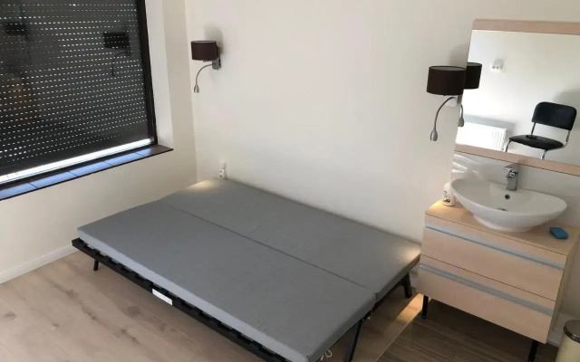 Mini Studio a Bed4u Late Check in (Adults Only)