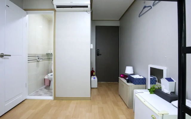 Dashim Guest House