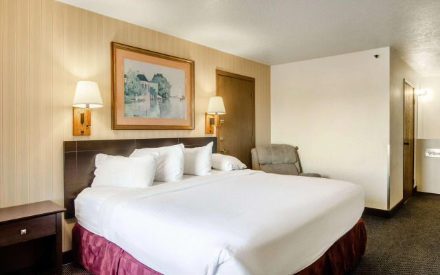 Americas Best Value Inn & Suites Ft. Collins E at I-25