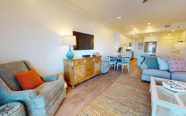 Beach Manor 1004