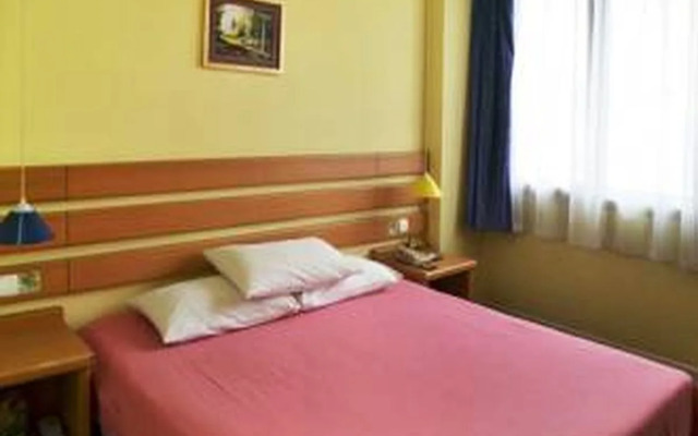 Motel 168 Liu Zhou Road Inn