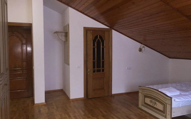 Hostel S-Hotel