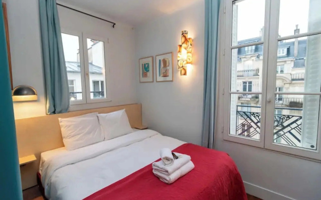 Superb Flat With Terrace in the Centre of Paris