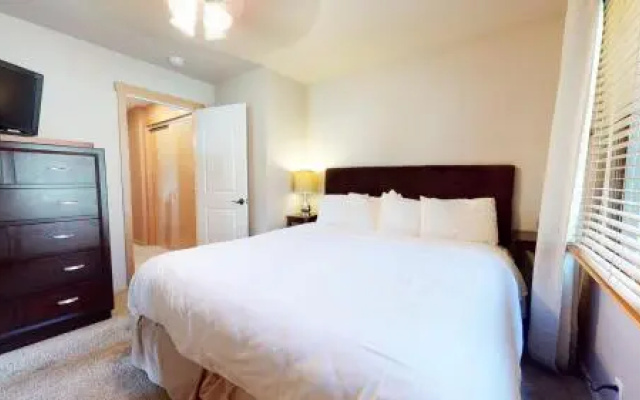 Snowcreek 247 Townhouse