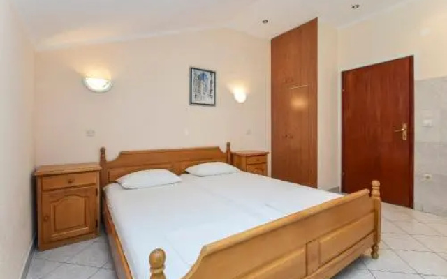 Topic Apartments