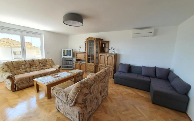 Apartment Dvije Palme-Baranjska