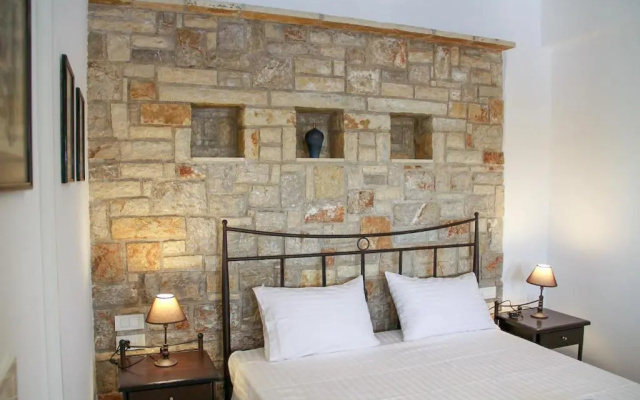 ΑΡΙΩΝ Village & Suites