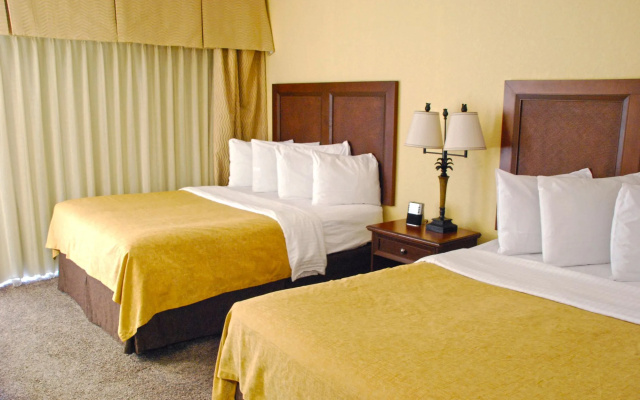 Coconut Cove All-Suite Hotel