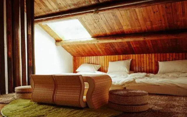 West Time Hot Spring Hostel